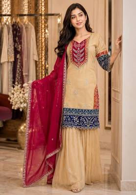 Cream printed anarkali kurta set with dupatta 3
