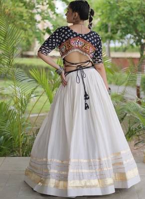 Black&White Cotton Readymade Navratri Lehenga Choli with Bandhej & Embroidery Work 4