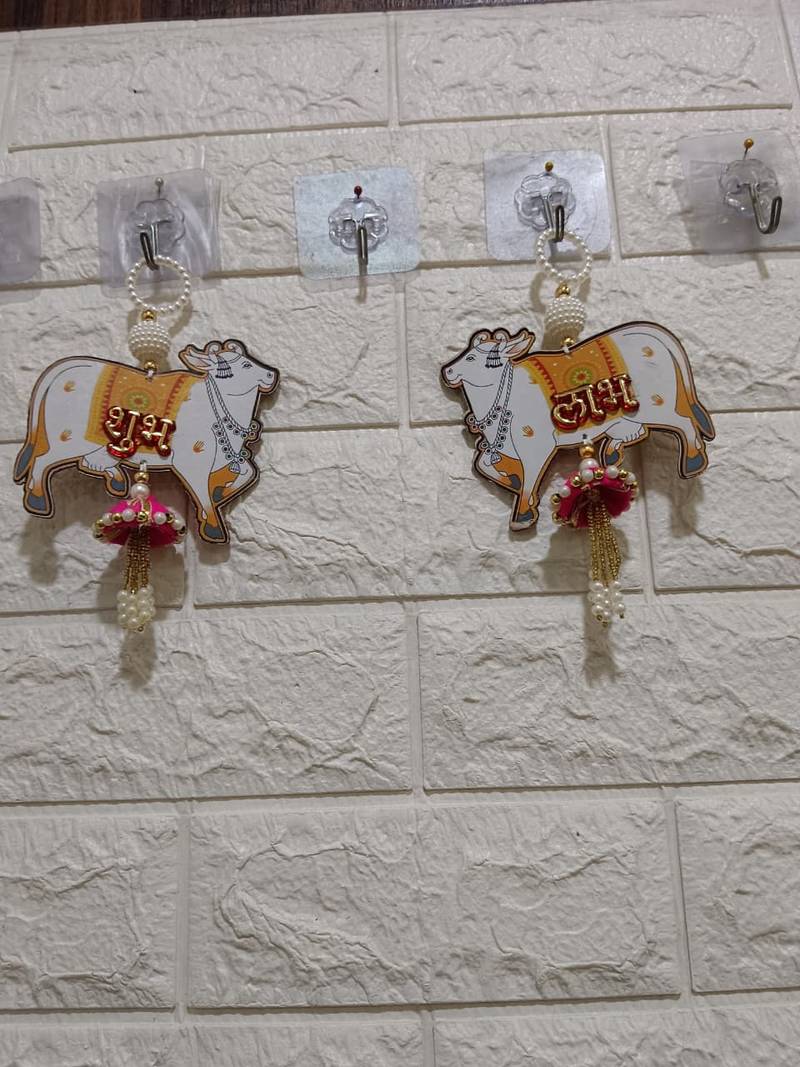 handmade cow jhumki shubh labh hanging for decoration hanging (pack of 2)