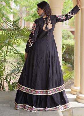 Black Cotton Readymade Navratri Lehenga Choli with Gamthi Thread & Mirror Work 3