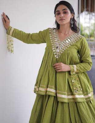 Green Cotton Readymade Navratri Lehenga Choli with Zari & Mirror lace Work 2