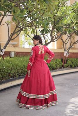 Red Cotton Readymade Navratri Lehenga Choli with Gamthi Thread & Mirror Work 4