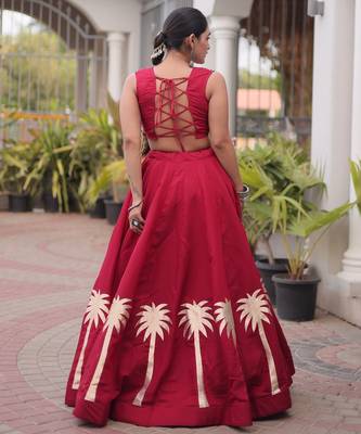 Red Silk Blend Readymade Navratri Lehenga Choli with Kutchi Gamthi Work 4