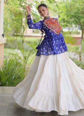 Blue&White Cotton Readymade Navratri Lehenga Choli with Kutchi Gamthi Patchework 2