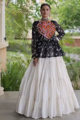 Black&White Cotton Readymade Navratri Lehenga Choli with Kutchi Gamthi Patchework