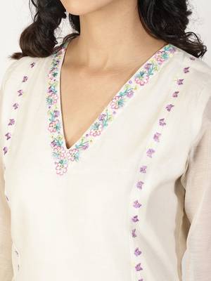 Off-white a-line kali kurta set with threadwork embroidery, stitched 3