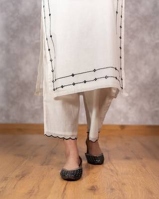 white chanderi mirrorwork embroidered kurta set, stitched 3