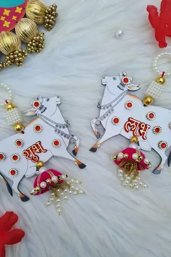 cow shubh labh mdf hanging handmade home decor (pack of 2) 