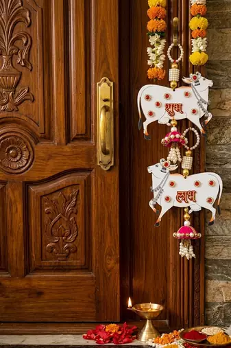 cow shubh labh mdf hanging handmade home decor (pack of 2) 