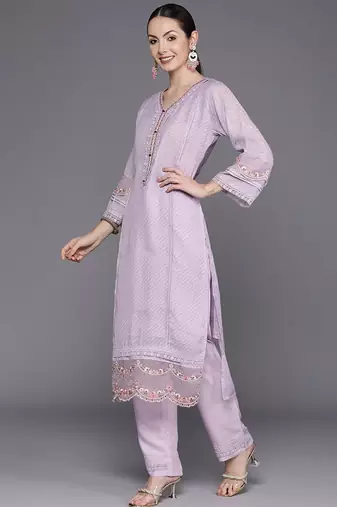 Floral Embroidered Regular Thread Work Linen Kurta with Trousers & Dupatta