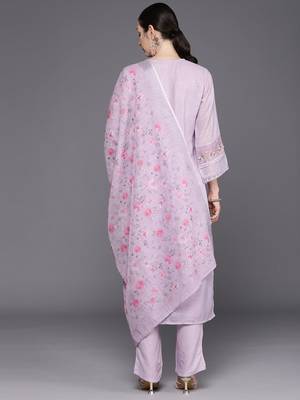 Floral Embroidered Regular Thread Work Linen Kurta with Trousers & Dupatta 7