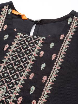 Women Ethnic Motifs Embroidered Liva Kurta with Trousers & Dupatta 3
