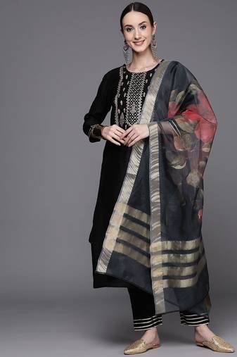 Women Ethnic Motifs Embroidered Liva Kurta with Trousers & Dupatta
