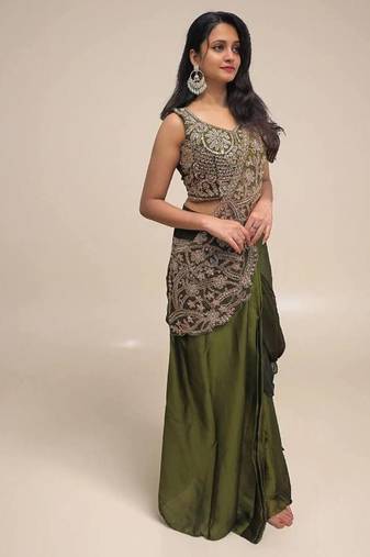Regal silk blend embroidered saree 