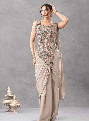 Floral embroidery saree 1
