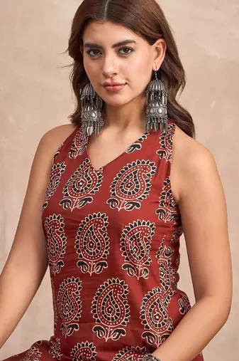 Women Ethnic Motifs Printed Regular Kurta with Palazzos Kurta Sets