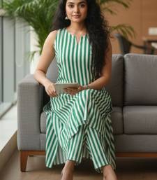 Women Striped Regular Kurta with Trousers