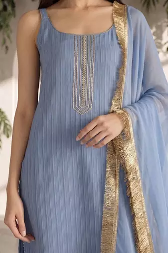 Women Ethnic Motifs Yoke Design Regular Thread Work Silk Crepe Kurta with Trousers & With Dupatta