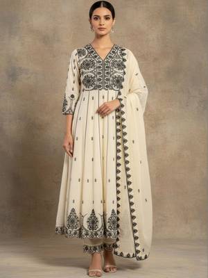 Women Ethnic Motifs Embroidered Panelled Thread Work Pure Cotton Kurta with Trousers & With Dupatta 1