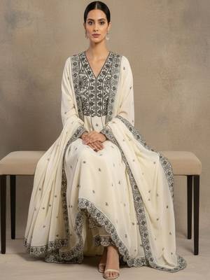 Women Ethnic Motifs Embroidered Panelled Thread Work Pure Cotton Kurta with Trousers & With Dupatta 3