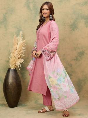 Women Woven Design Regular Beads and Stones Kurta with Trousers & Dupatta 7