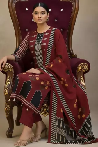 Women Ethnic Motifs Printed Regular Kurta with Trousers & With Dupatta