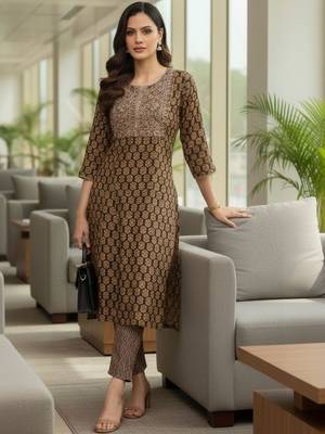 Women Ethnic Motifs Printed Regular Thread Work Kurta with Trousers 3