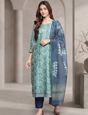 Women Floral Printed Regular Sequinned Kurta with Trousers & With Dupatta 1
