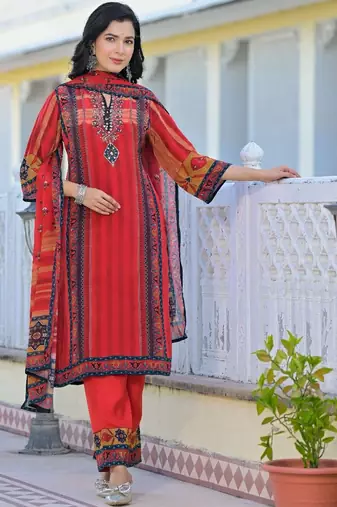 Women Ethnic Motifs Printed Regular Thread Work Kurta with Trousers & With Dupatta