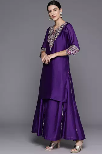 Floral Thread Embroidered Sequinned Chanderi Silk Kurta & Palazzos With Dupatta
