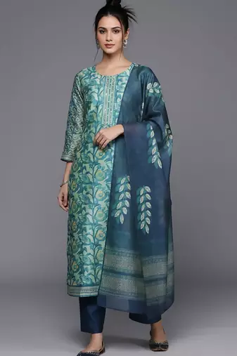 Women Floral Printed Regular Kurta with Trousers & With Dupatta