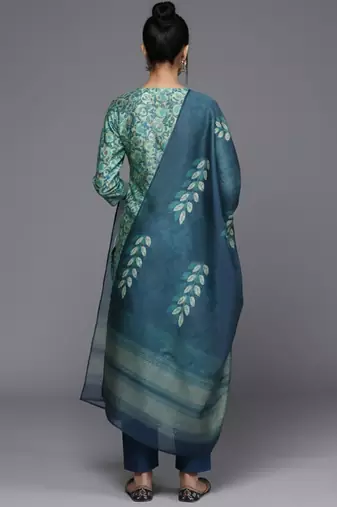Women Floral Printed Regular Kurta with Trousers & With Dupatta