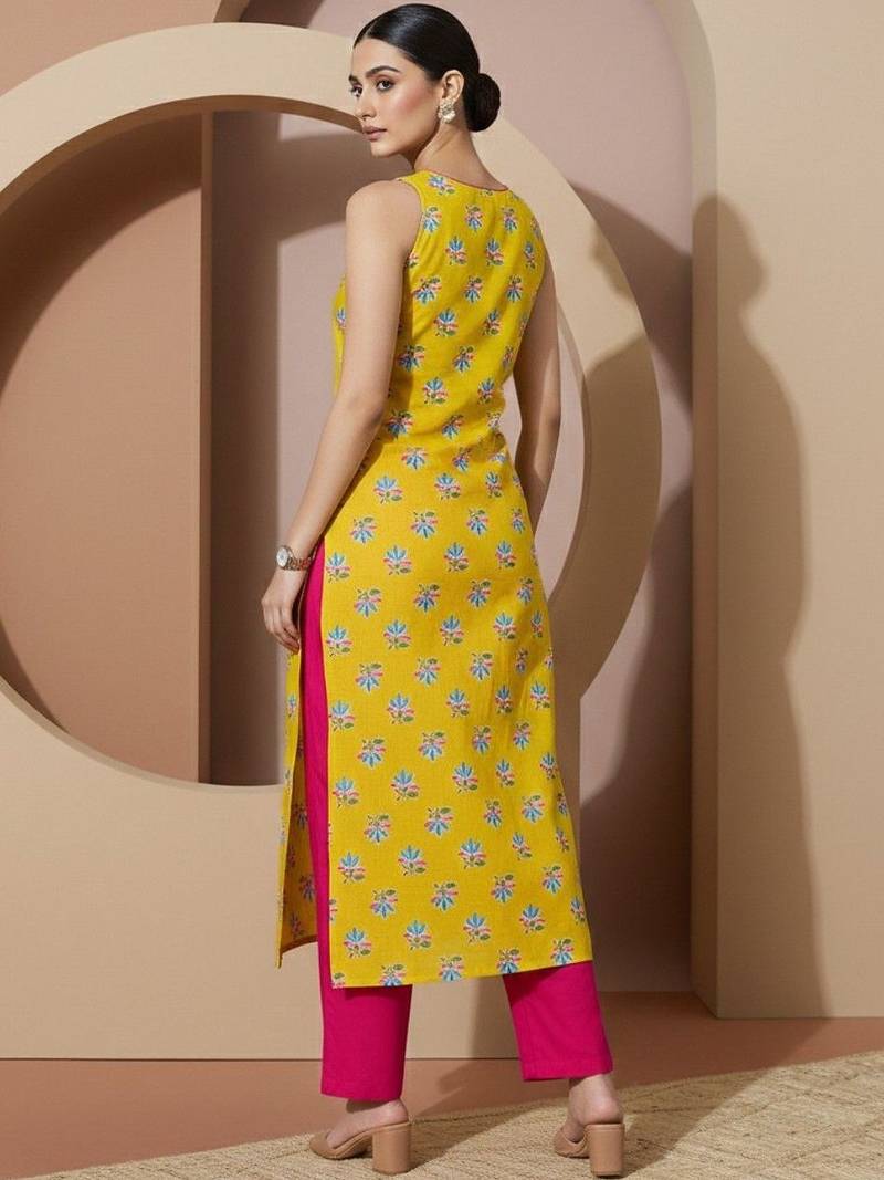 Women Ethnic Motifs Printed Regular Kurta with Trousers