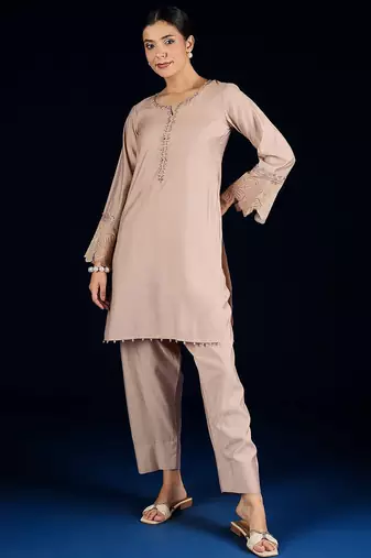 Women Solid Kurti with Trousers
