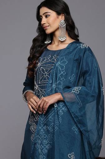 Embroidered Thread Work Chanderi Silk Kurta With Trousers & Dupatta