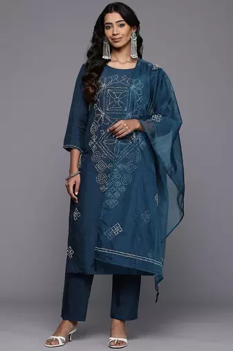 Embroidered Thread Work Chanderi Silk Kurta With Trousers & Dupatta
