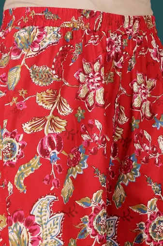 Women Floral Embroidered Regular Thread Work Pure Cotton Kurti with Sharara