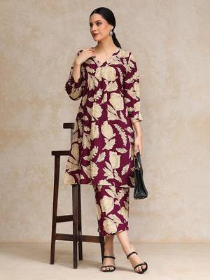 Women Floral Printed Regular Pure Cotton Kurta Set 1