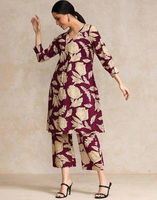 Women Floral Printed Regular Pure Cotton Kurta Set 4