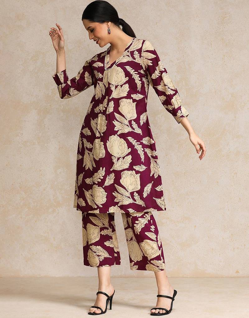 Women Floral Printed Regular Pure Cotton Kurta Set