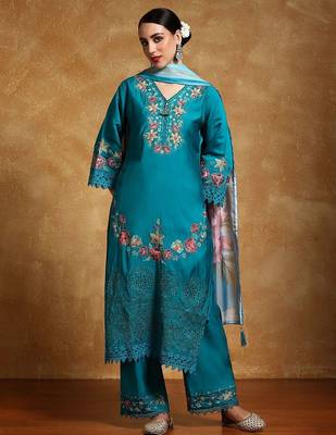 Women Floral Embroidered Regular Thread Work Pure Cotton Kurta with Trousers & With Dupatta 1