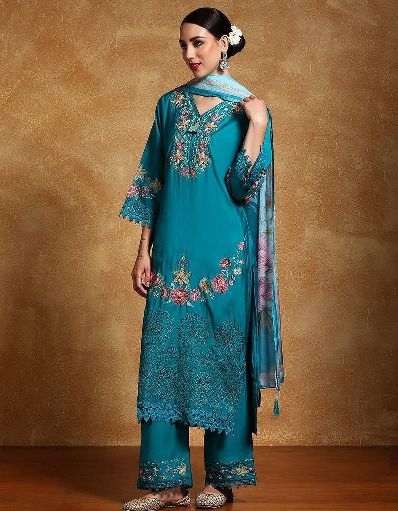 Women Floral Embroidered Regular Thread Work Pure Cotton Kurta with Trousers & With Dupatta