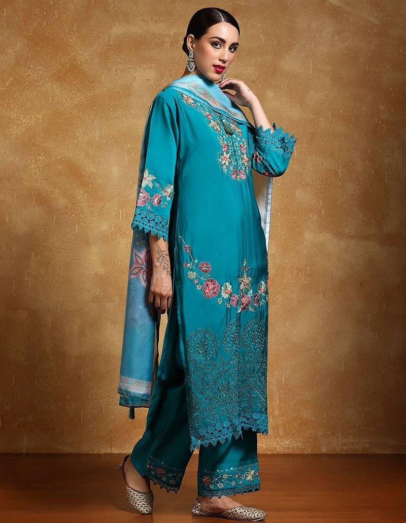 Women Floral Embroidered Regular Thread Work Pure Cotton Kurta with Trousers & With Dupatta