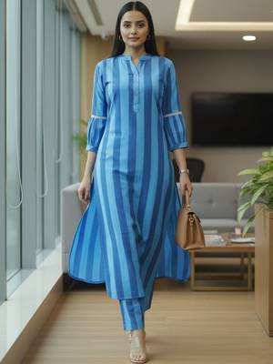Women Striped Regular Kurta with Trousers 2