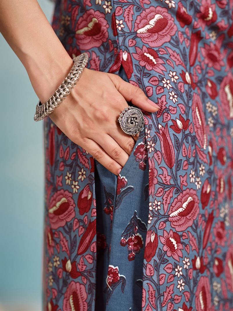 Women Floral Printed Regular Kurta with Trousers & With Dupatta
