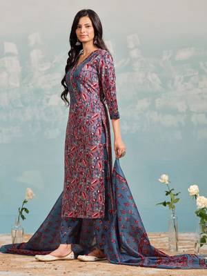 Women Floral Printed Regular Kurta with Trousers & With Dupatta 7