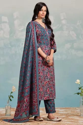 Women Floral Printed Regular Kurta with Trousers & With Dupatta
