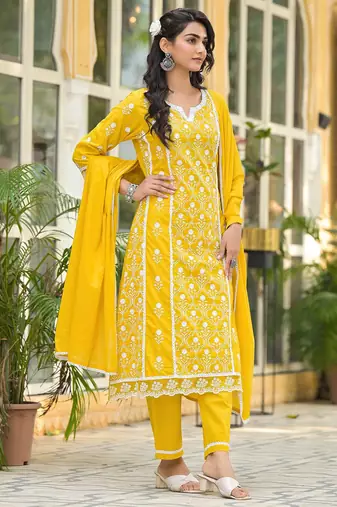 Floral Embroidered Notch Neck Pure Cotton Kurta With Trousers & Dupatta