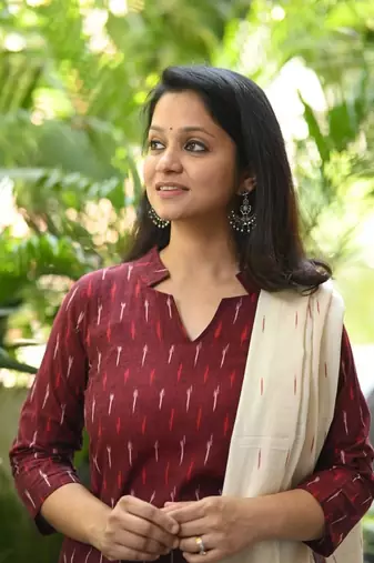 Beautiful maroon pochampally ikkat handloom cotton straight kurta set with dupatta