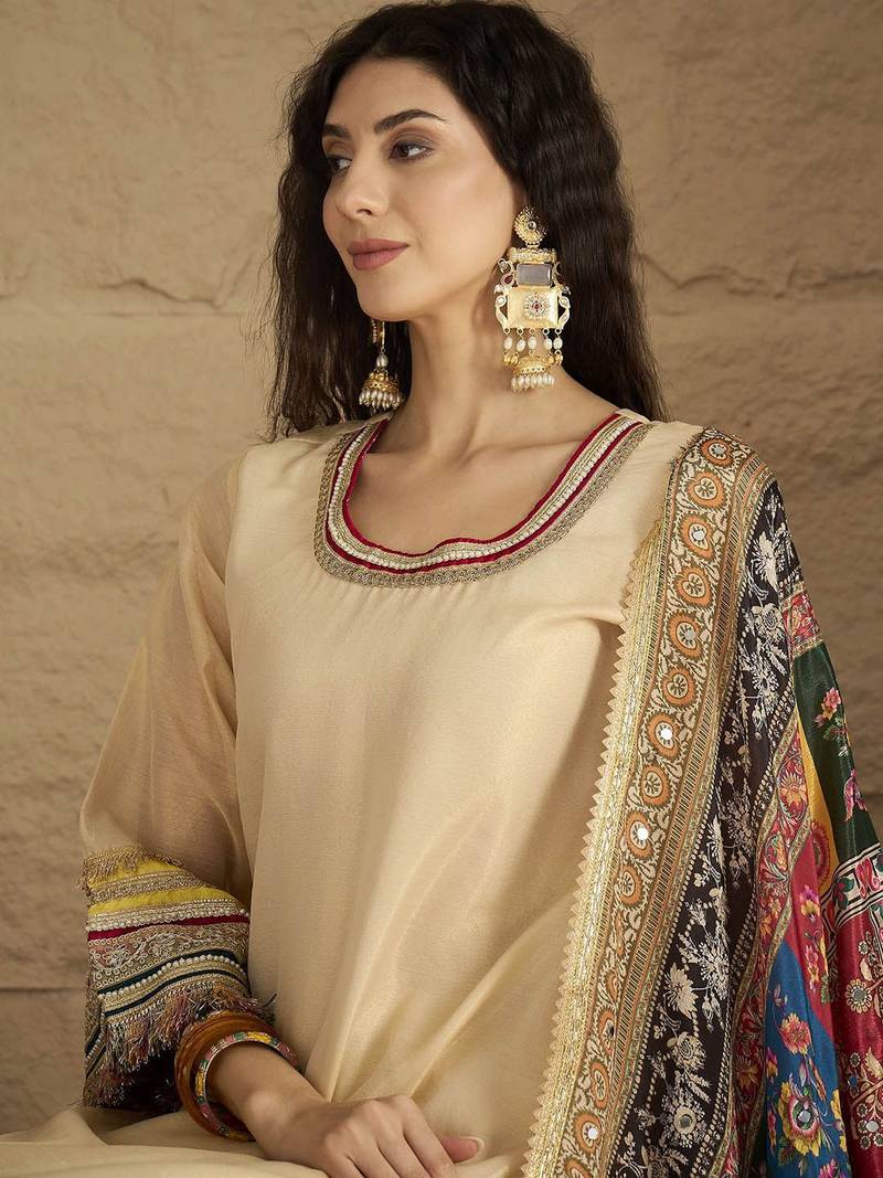 Yoke Design Round Neck Straight Kurta With Palazzos And Dupatta